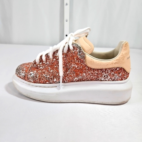 Alexander McQueen Girls Topaz Rose Glitter Oversized Sneakers Size 32 - Picture 4 of 11